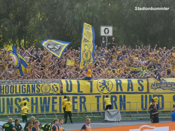FC Carl Zeiss Jena vs Eintracht Braunschweig (0-2) (11)