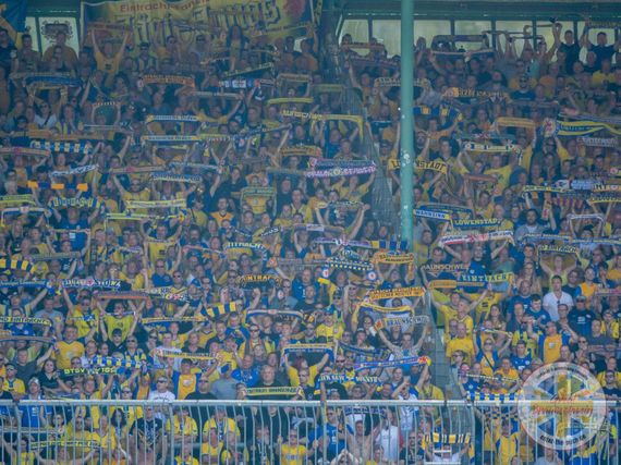 Eintracht Braunschweig vs Würzburger Kickers (5-2) (7)