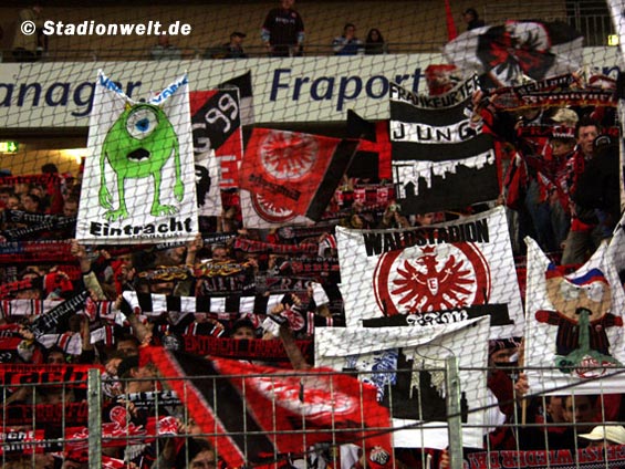 Eintracht Frankfurt vs Rot-Weiß Ahlen (2-3) (1)