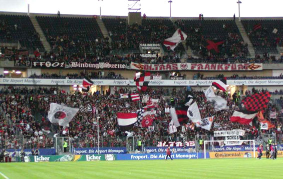 Eintracht Frankfurt vs Rot-Weiß Ahlen (2-3) (9)