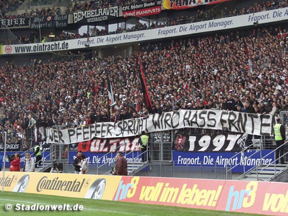 Eintracht Frankfurt vs SpVgg Unterhaching (3-0) (3)