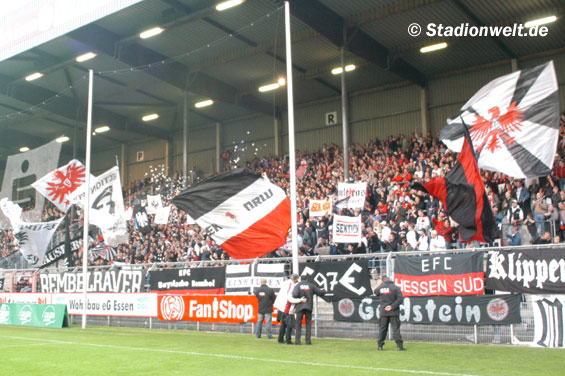 Rot-Weiss Essen vs Eintracht Frankfurt (4-4) (4)