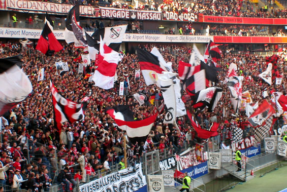 Eintracht Frankfurt vs DSC Arminia Bielefeld (3-0) (8)