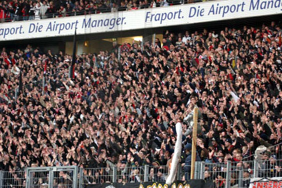 Eintracht Frankfurt vs Borussia Dortmund (2-0) (9)