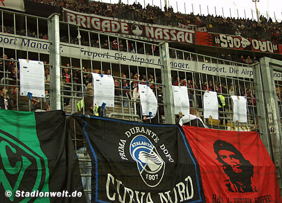 Eintracht Frankfurt vs DSC Arminia Bielefeld (0-3) (2)