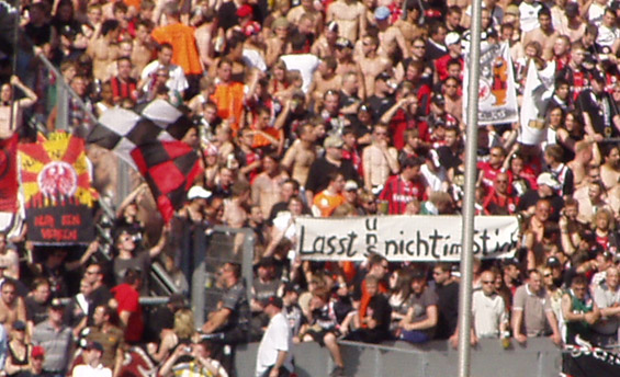 Borussia Dortmund vs Eintracht Frankfurt (2-0) (6)