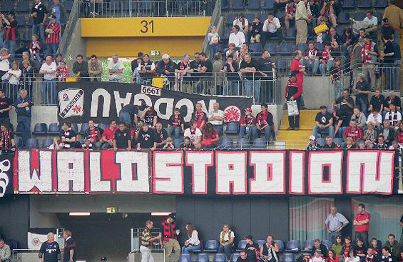 Eintracht Frankfurt vs TSV Alemannia Aachen (4-0) (6)