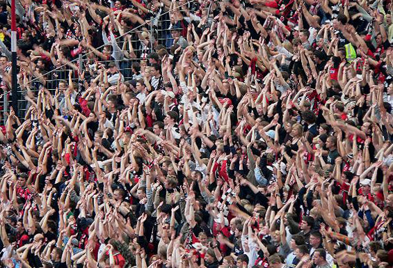 Eintracht Frankfurt vs TSV Alemannia Aachen (4-0) (13)