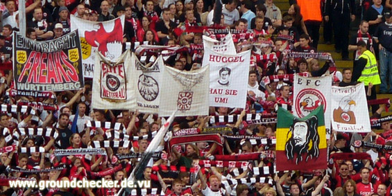 Eintracht Frankfurt vs Hamburger SV (2-2) (2)