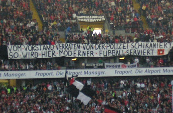 Eintracht Frankfurt vs 1. FC Nürnberg (2-2) (5)
