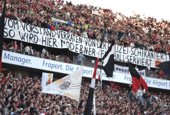 Eintracht Frankfurt vs 1. FC Nürnberg (2-2) (8)