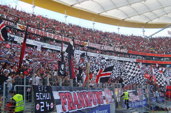 Eintracht Frankfurt vs Hamburger SV (2-1) (12)