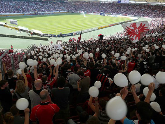 VfB Stuttgart vs Eintracht Frankfurt (2-0) (17)