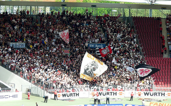 VfB Stuttgart vs Eintracht Frankfurt (2-0) (26)