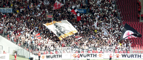 VfB Stuttgart vs Eintracht Frankfurt (2-0) (27)