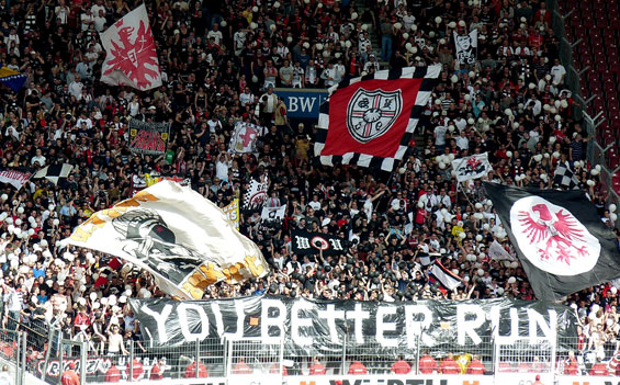 VfB Stuttgart vs Eintracht Frankfurt (2-0) (28)