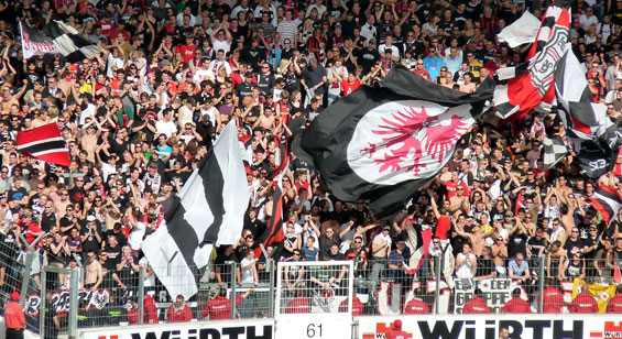 VfB Stuttgart vs Eintracht Frankfurt (2-0) (30)