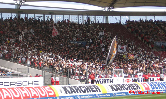 VfB Stuttgart vs Eintracht Frankfurt (2-0) (31)