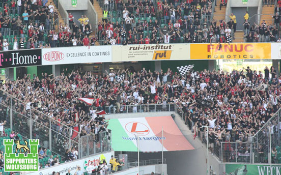 VfL Wolfsburg vs Eintracht Frankfurt (2-2) (10)