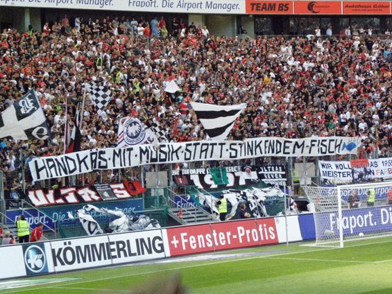 Eintracht Frankfurt vs Hamburger SV (2-3) (15)