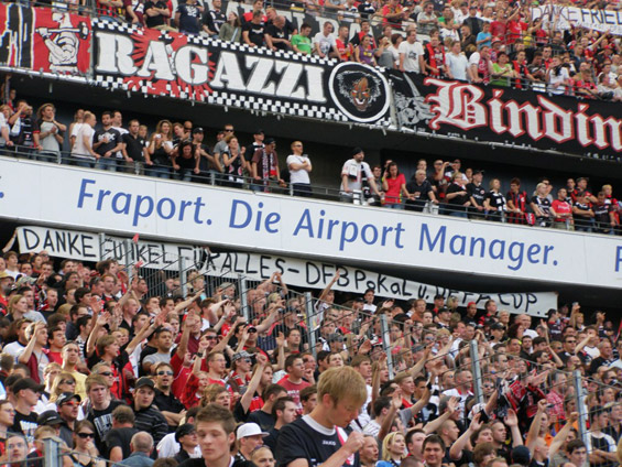 Eintracht Frankfurt vs Hamburger SV (2-3) (19)