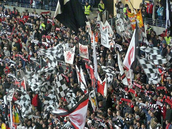 Eintracht Frankfurt vs Karlsruher SC (2-1) (5)