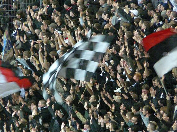 Eintracht Frankfurt vs Karlsruher SC (2-1) (8)