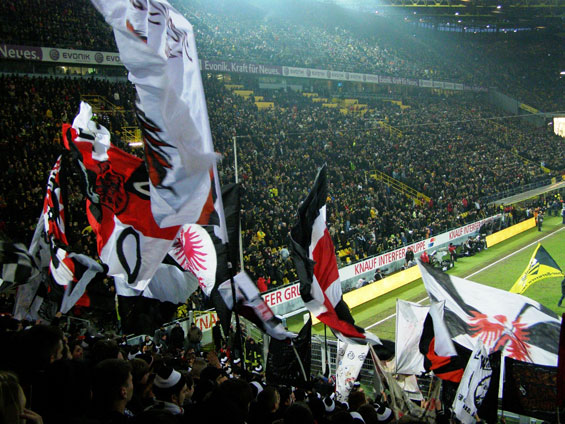 Borussia Dortmund vs Eintracht Frankfurt (2-3) (1)