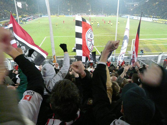 Borussia Dortmund vs Eintracht Frankfurt (2-3) (11)
