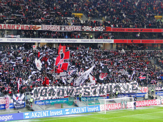 Eintracht Frankfurt vs FC Schalke 04 (1-4) (1)
