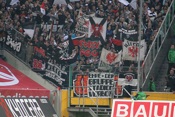 Borussia Mönchengladbach vs Eintracht Frankfurt (2-0) (2)
