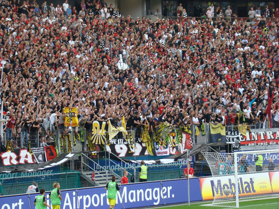 Eintracht Frankfurt vs Borussia Dortmund (1-1) (13)