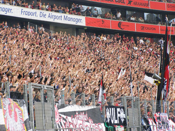 Eintracht Frankfurt vs Hamburger SV (1-1) (13)