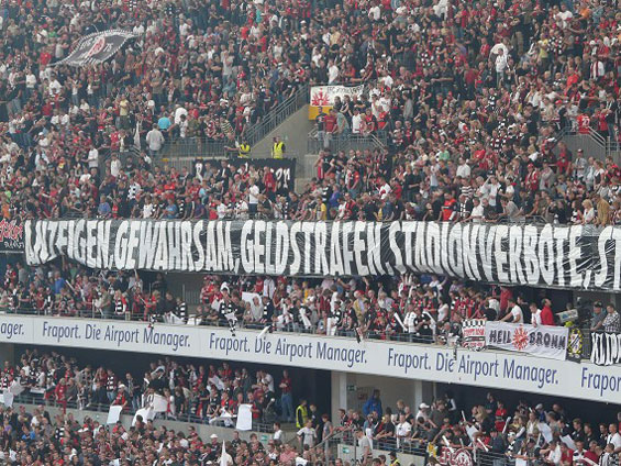 Eintracht Frankfurt vs VfB Stuttgart (0-3) (12)