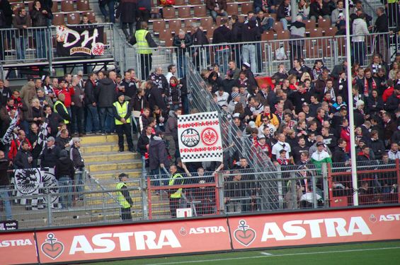 FC St. Pauli vs Eintracht Frankfurt (1-3) (1)
