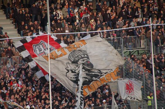 FC St. Pauli vs Eintracht Frankfurt (1-3) (9)
