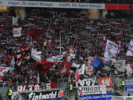 Eintracht Frankfurt vs VfL Wolfsburg (3-1) (3)