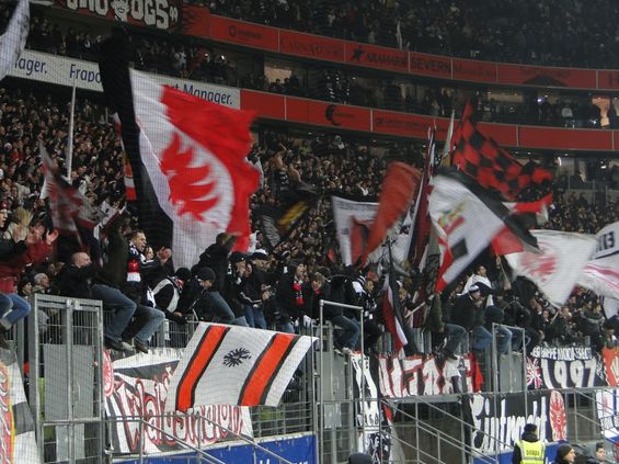 Eintracht Frankfurt vs 1. FSV Mainz 05 (2-1) (1)
