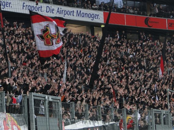 Eintracht Frankfurt vs VfB Stuttgart (0-2) (9)