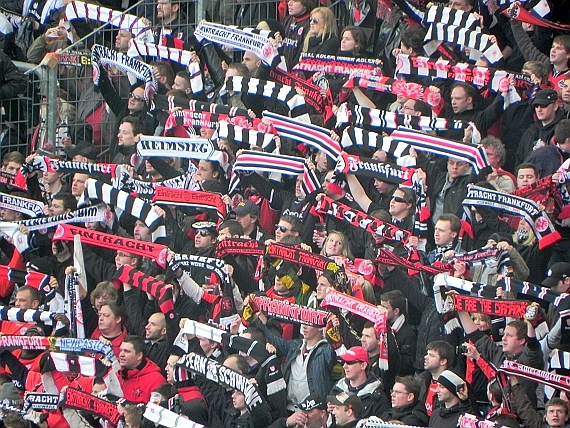 Eintracht Frankfurt vs 1. FC Kaiserslautern (0-0) (37)