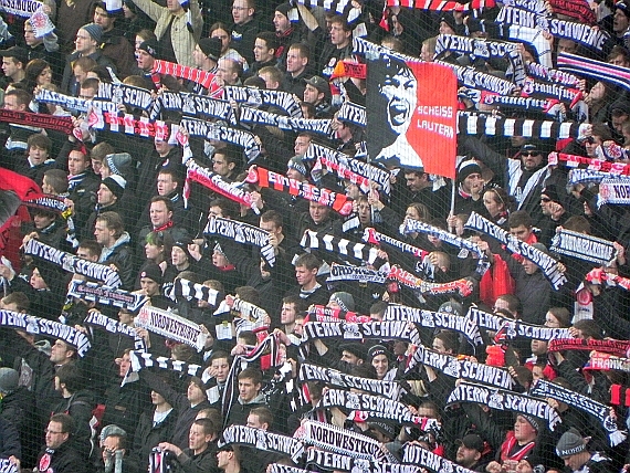 Eintracht Frankfurt vs 1. FC Kaiserslautern (0-0) (38)