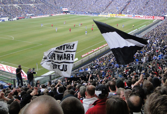 FC Schalke 04 vs Eintracht Frankfurt (2-1) (1)