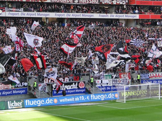 Eintracht Frankfurt vs FC St. Pauli (2-1) (6)
