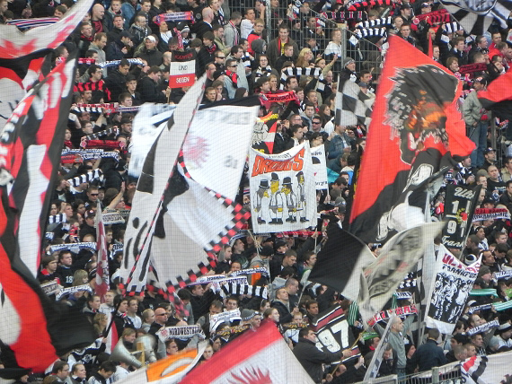 Eintracht Frankfurt vs FC St. Pauli (2-1) (22)
