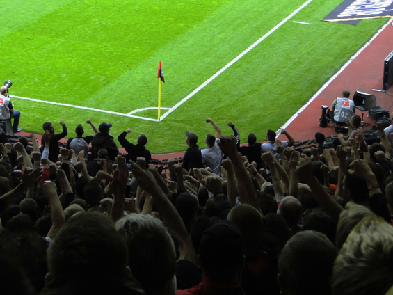 Bayer 04 Leverkusen vs Eintracht Frankfurt (2-1) (4)