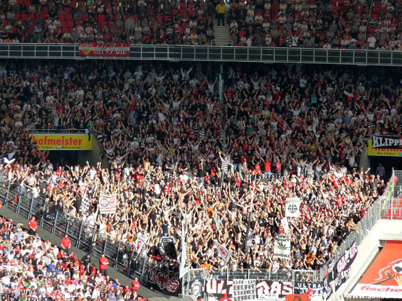 VfB Stuttgart vs Eintracht Frankfurt (1-2) (6)