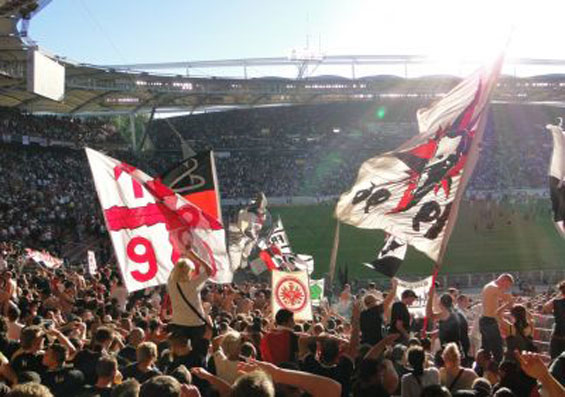 VfB Stuttgart vs Eintracht Frankfurt (1-2) (25)