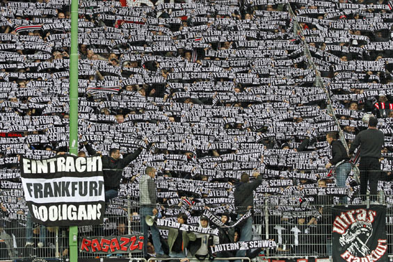 1. FC Kaiserslautern vs Eintracht Frankfurt (0-3) (2)