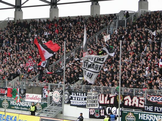 FC Ingolstadt 04 vs Eintracht Frankfurt (1-1) (1)