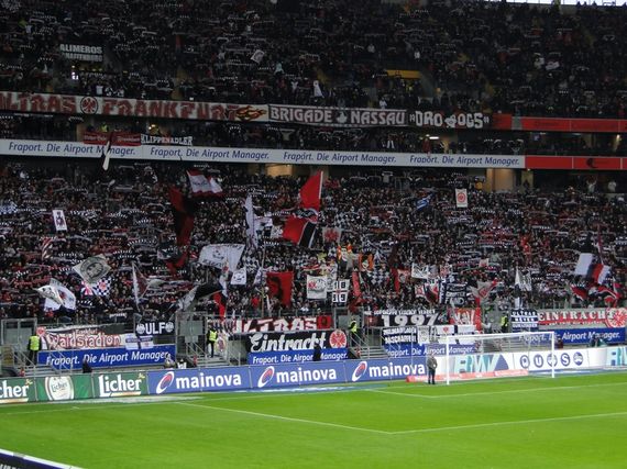 Eintracht Frankfurt vs Karlsruher SC (2-0) (3)